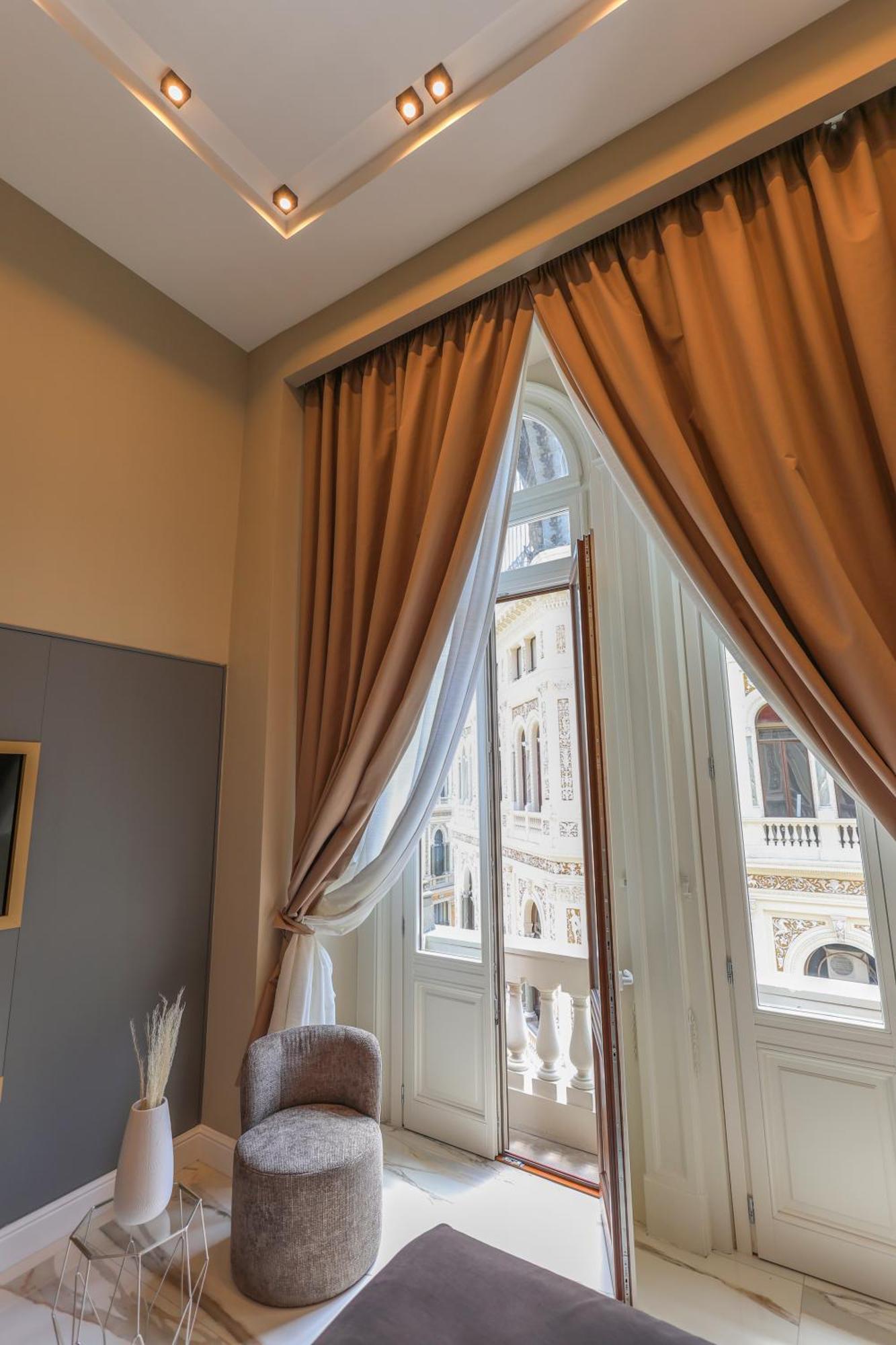 Maison San Carlo Luxury Suites Napoli Exterior foto