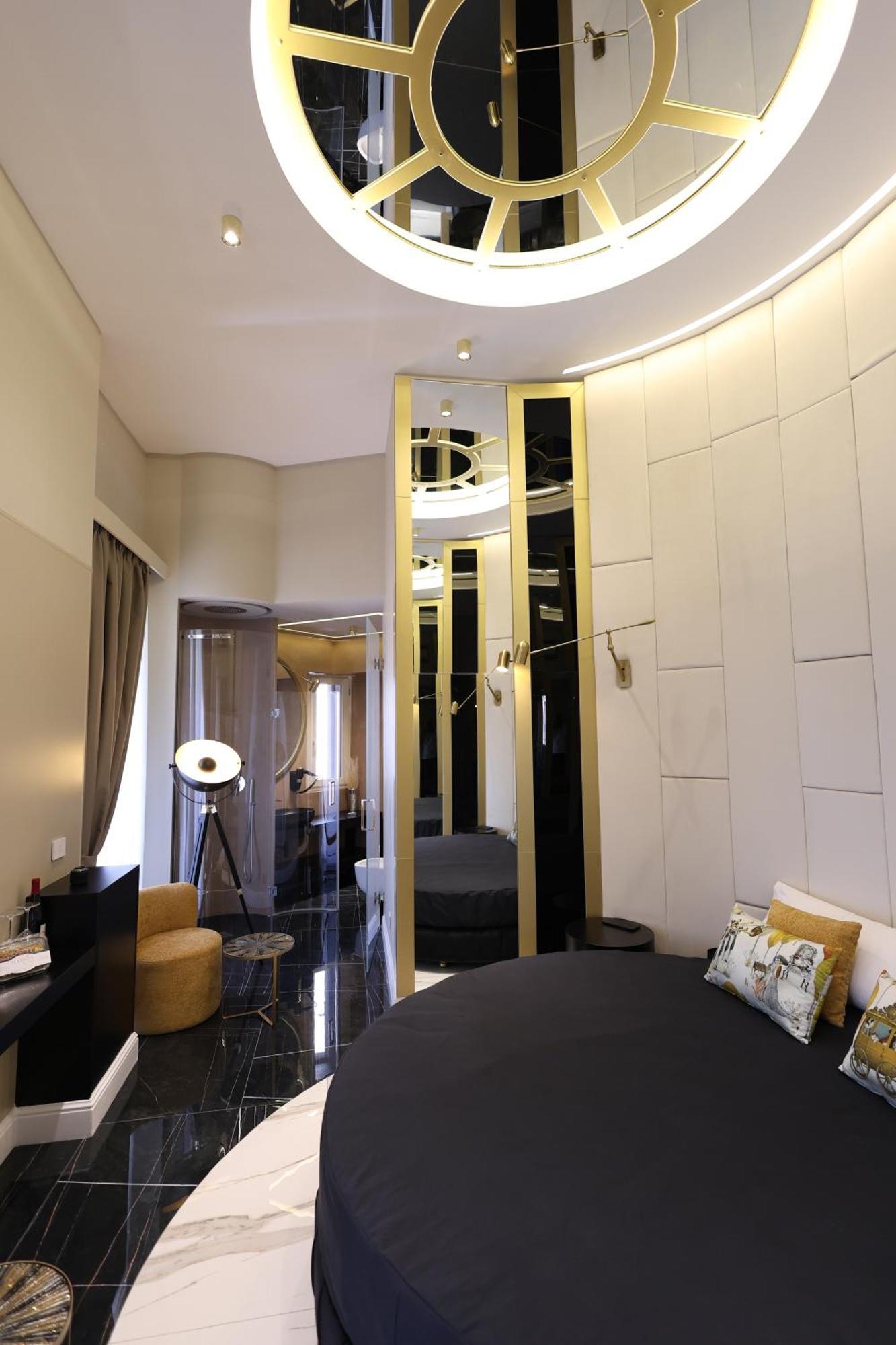 Maison San Carlo Luxury Suites Napoli Exterior foto